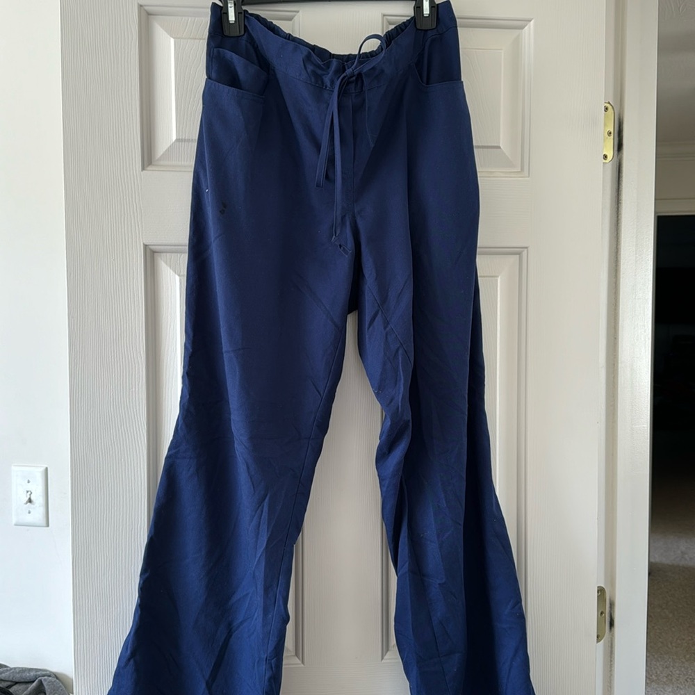 Scrub pants